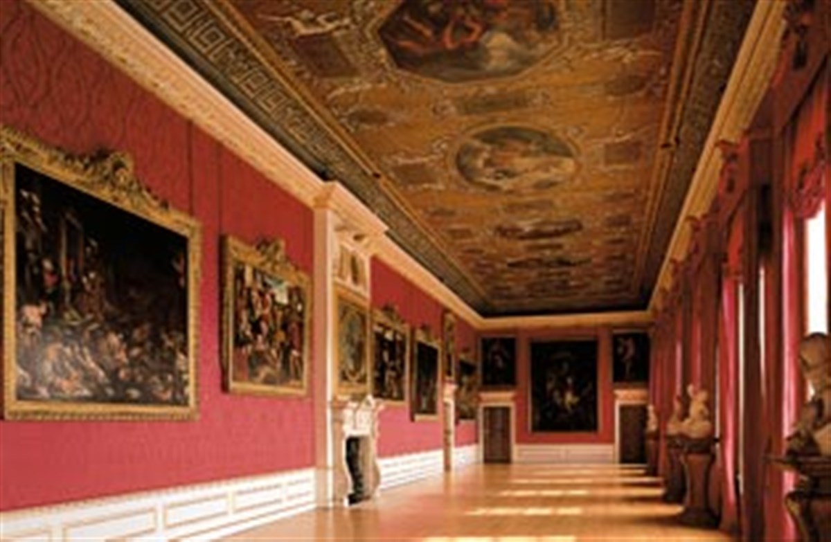 Kings gallery Kensington Palace