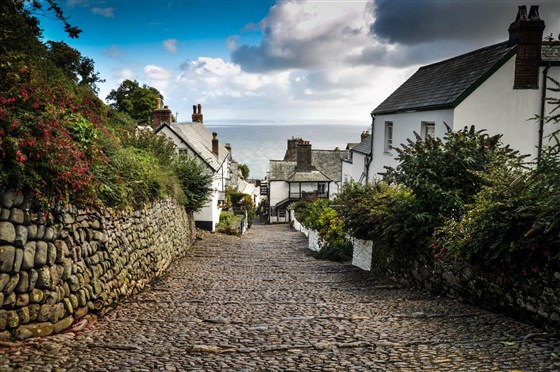 Down-a-long the cobbled street