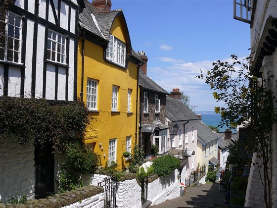 Tumbling cottages