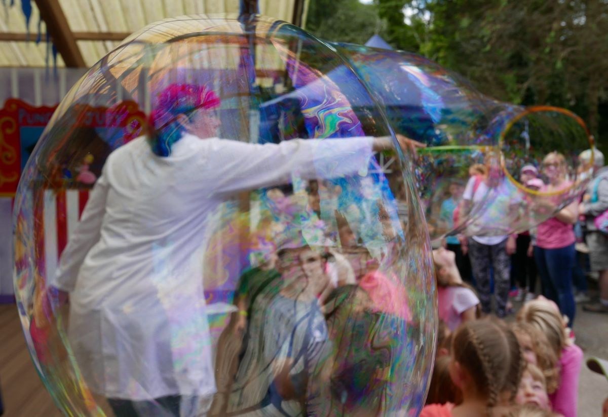 Fizz Pop Science Workshop & Shows
