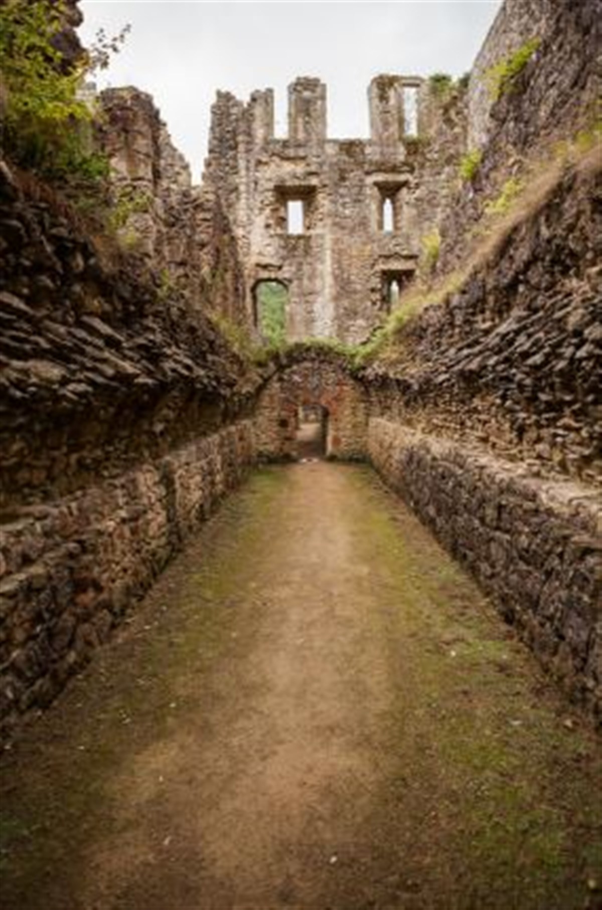  Rievaulx Abbey <span style='font-size:8px;'>®English Heritage</span>