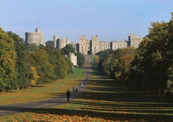 Windsor Castle <span style='font-size:8px;'>® Her Majesty Queen Elizabeth II 2017/ Royal Collection Trust </span>