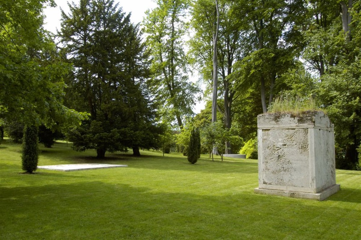Waddesdon Waddesdon Manor Buckinghamshire <span style='font-size:8px;'>®National Trust Images/Barry Keen</span>