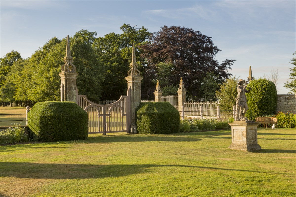 Canons Ashby, Northamptonshire