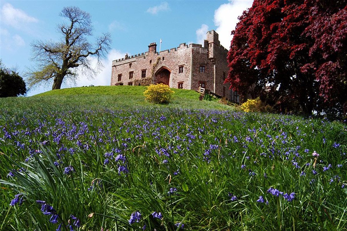 Muncaster Castle <span style='font-size:8px;'> accredited to Muncaster Castle & Pennington Hotels </span>