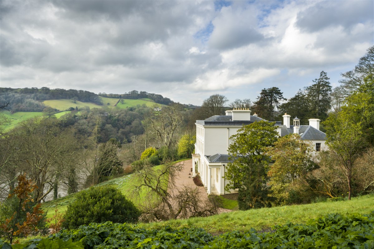 Greenway, Devon <span style='font-size:8px;'>®National Trust Images/Andrew Butler</span>