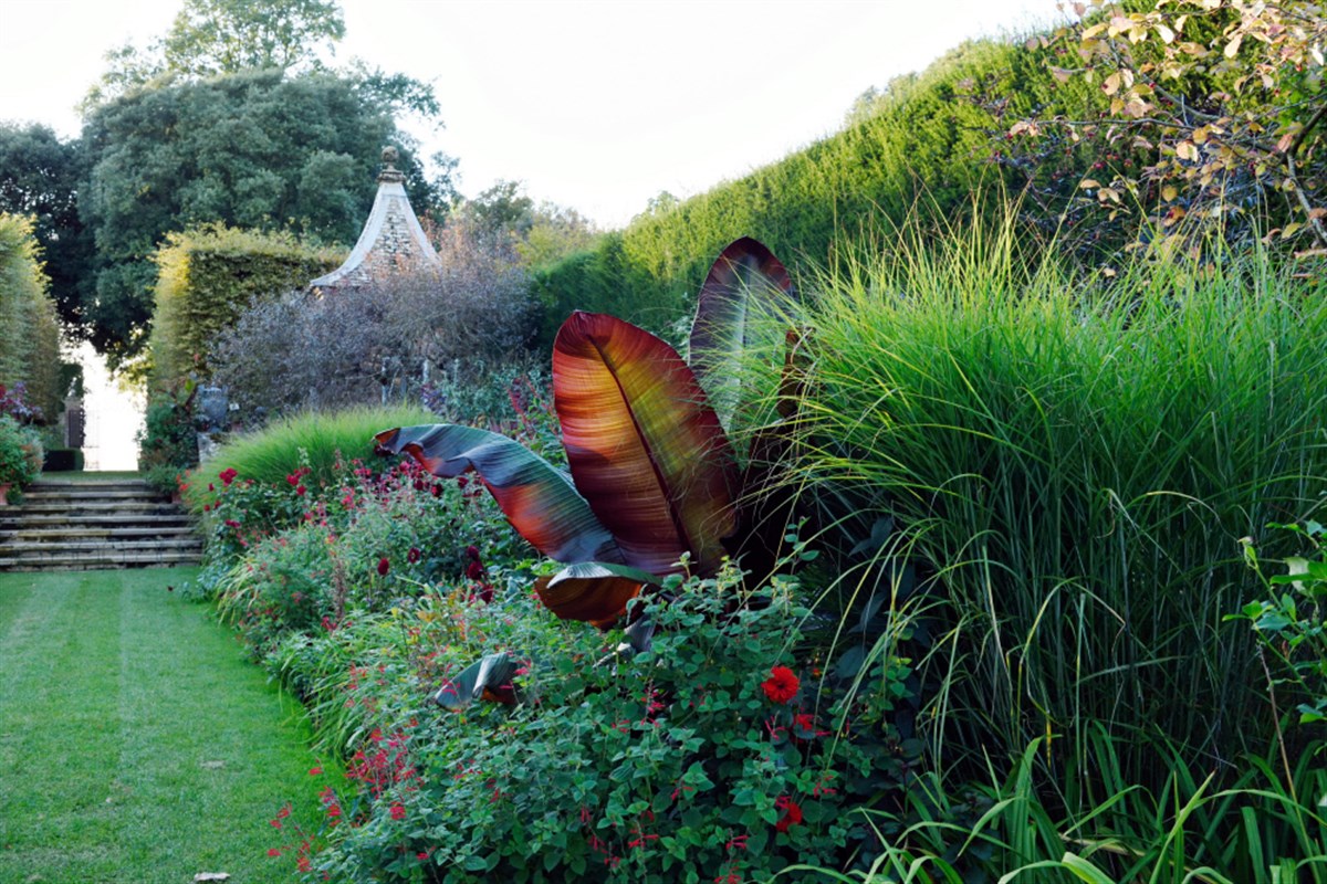 Hidcote, Gloucestershire <span style='font-size:8px;'>®National Trust Images/John Millar</span>