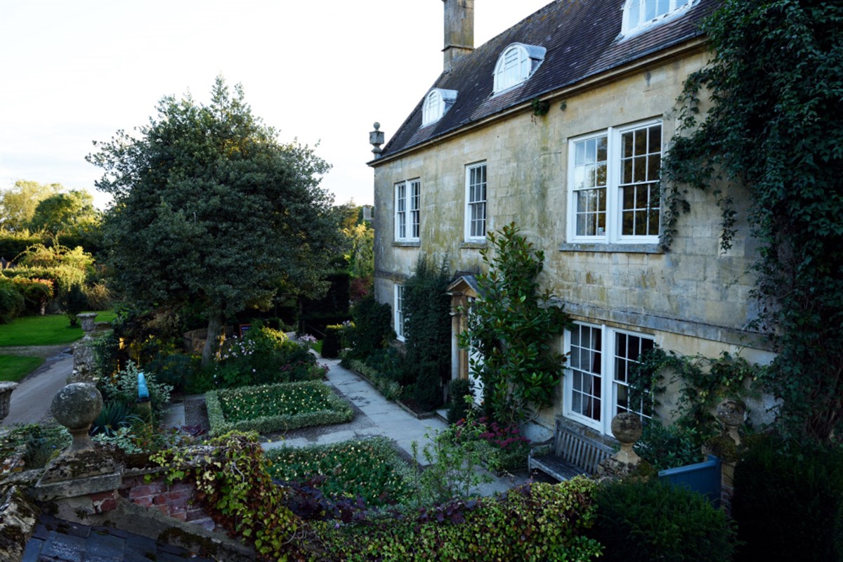 Hidcote, Gloucestershire <span style='font-size:8px;'>®National Trust Images/John Millar</span>