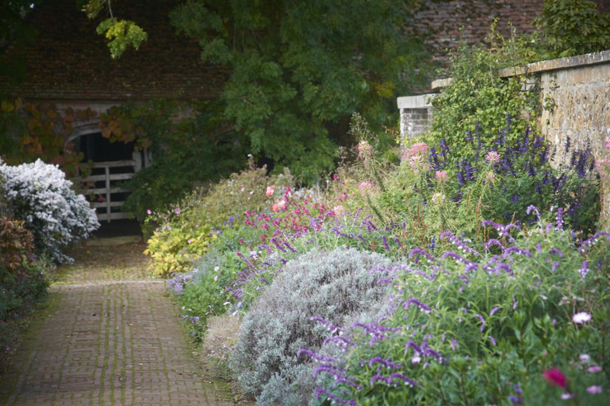 Barrington Court Gardens