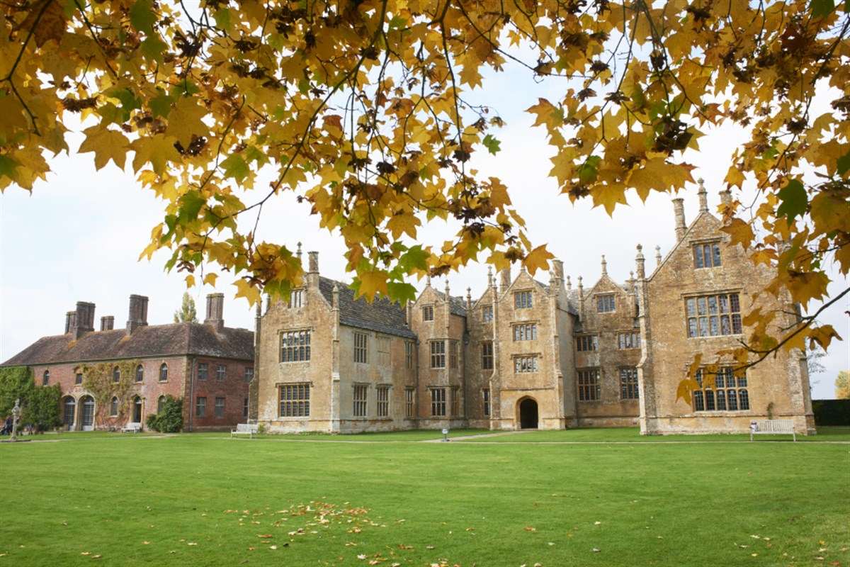 Barrington Court Gardens
