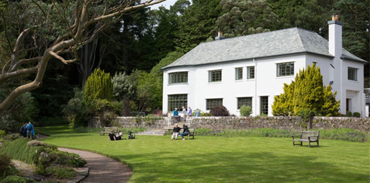 The house <span style='font-size:8px;'> ® The National Trust for Scotland </span>
