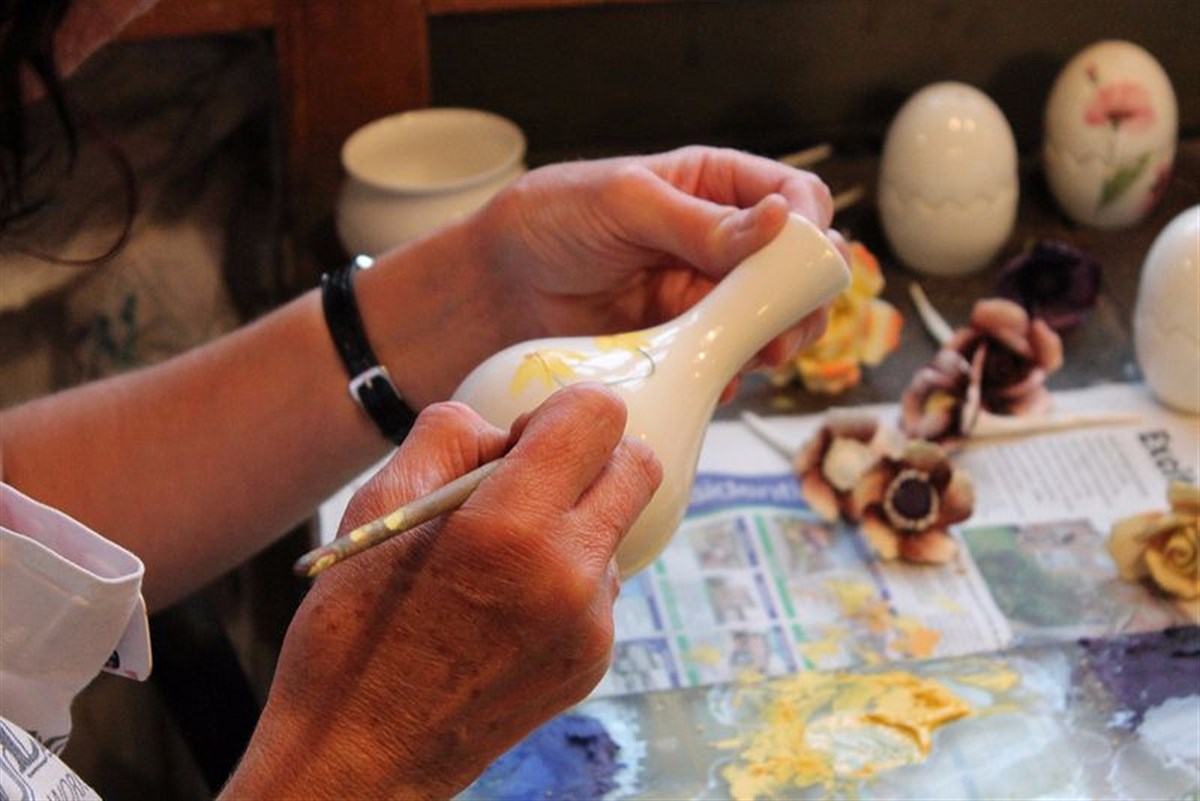 Gladstone Pottery Museum <span style='font-size:8px;'> accredited to Gladstone Pottery Museum </span>