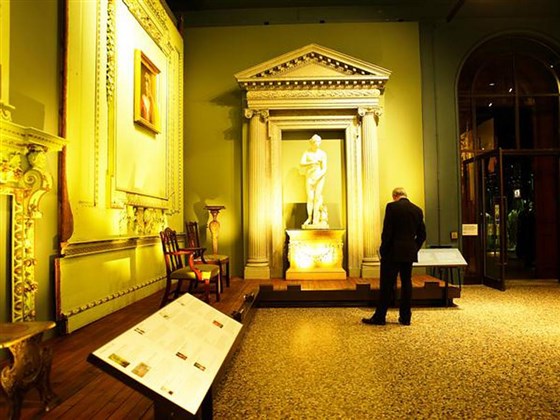 English Interiors