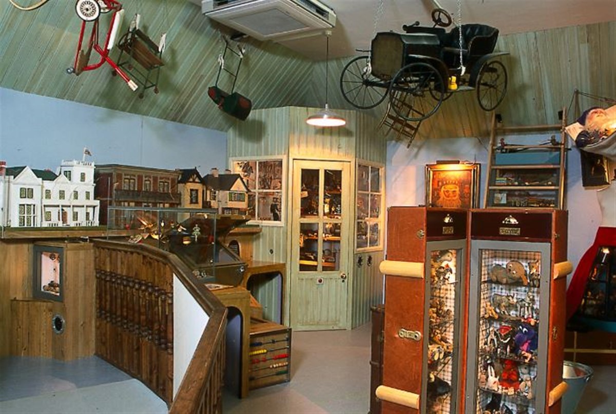 Hove Museum Wizard's Attic