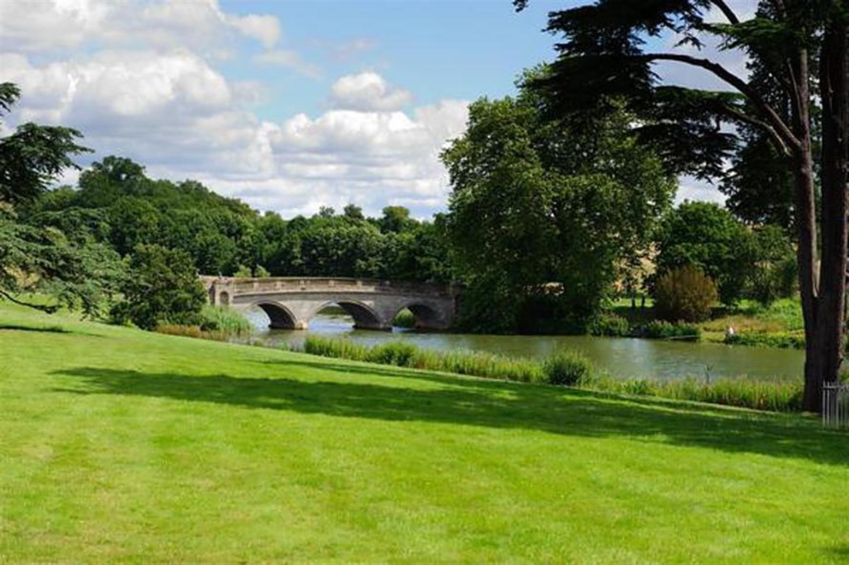 East Lawn