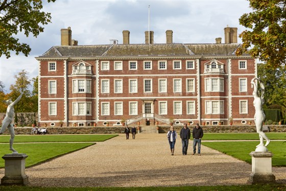 The garden in October at Ham House and Garden, Surrey <span style='font-size:8px;'>®National Trust Images/Arnhel de Serra</span>