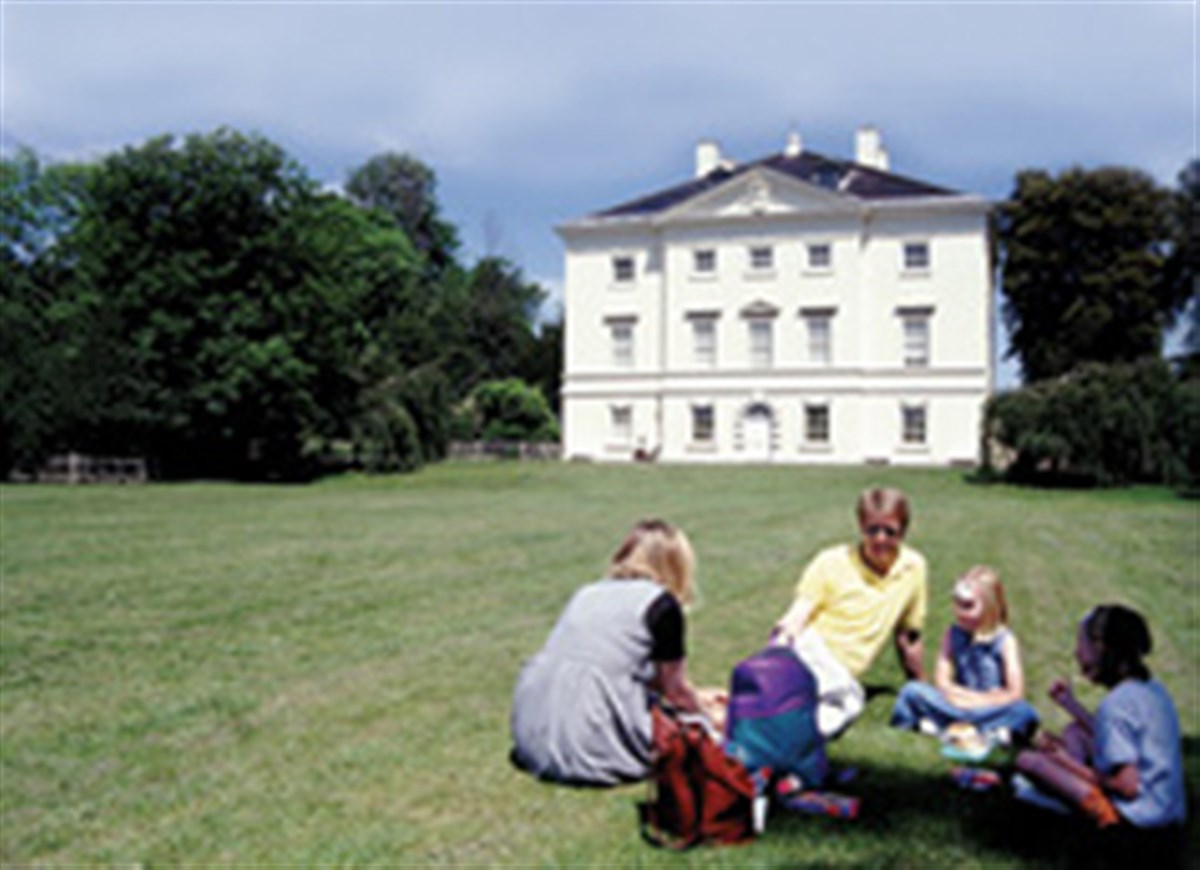 Stunning Grounds Marble Hill House