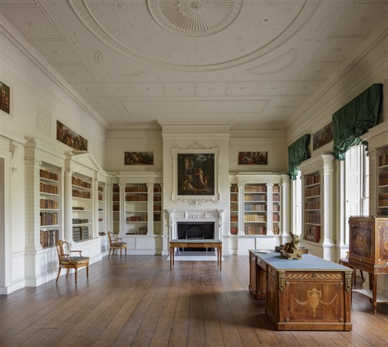 Osterley Park, London <span style='font-size:8px;'>®National Trust Images/John Hammond</span>
