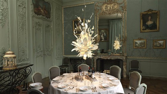 Waddesdon Manor Buckinghamshire <span style='font-size:8px;'>®National Trust Images/Barry Keen</span>