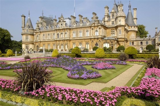 Waddesdon Manor Buckinghamshire <span style='font-size:8px;'>®National Trust Images/®Hugh Palmer</span>