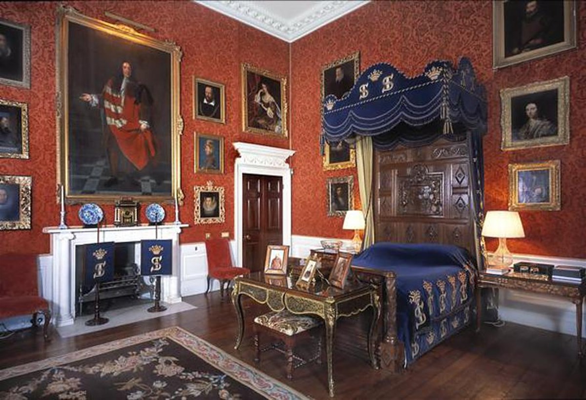 Oak Bedroom