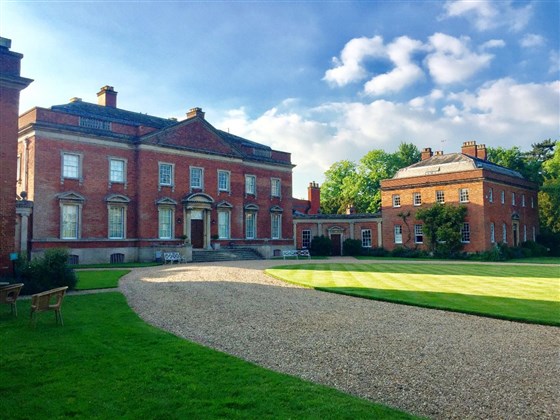 Kelmarsh Hall