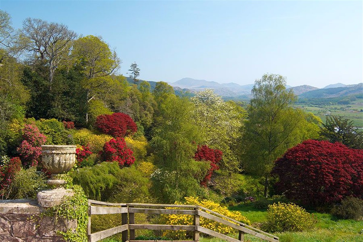 Muncaster Castle <span style='font-size:8px;'> accredited to Muncaster Castle & Pennington Hotels </span>