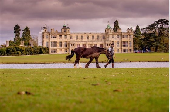 Audley End <span style='font-size:8px;'>®Patrimonio Inglés</span>