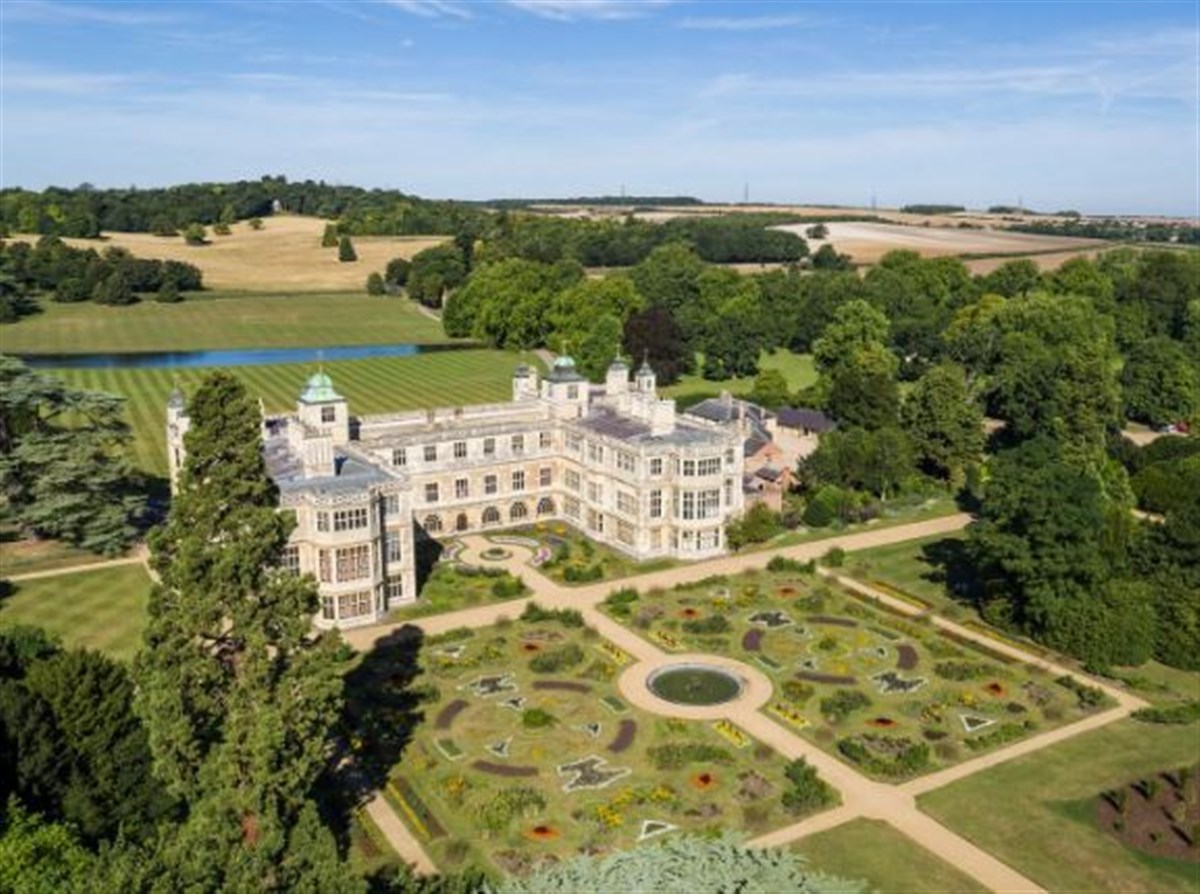 Audley End <span style='font-size:8px;'>®Patrimonio Inglés</span>