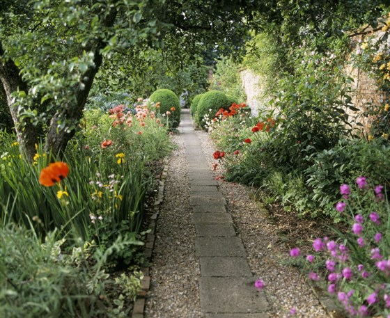 Gunby Hall, Lincolnshire <span style='font-size:8px;'>®National Trust Images/Andrea Jones </span>