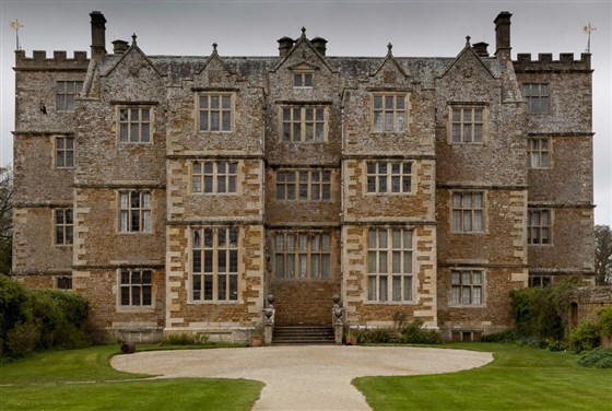 Chastleton House, Oxfordshire <span style='font-size:8px;'>®National Trust Images/Peter Greenway </span>