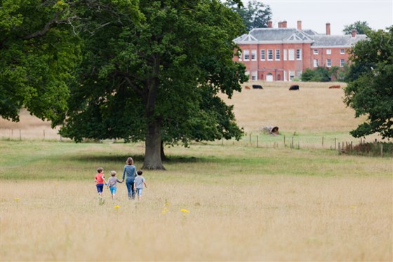 Hatchlands Park, Surrey <span style='font-size:8px;'>®National Trust Images/Megan Taylor</span>
