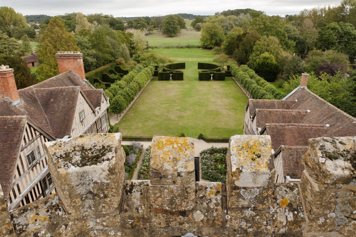 Coughton Court, Warwickshire <span style='font-size:8px;'>®National Trust Images/Andreas von Einsiedel</span> 