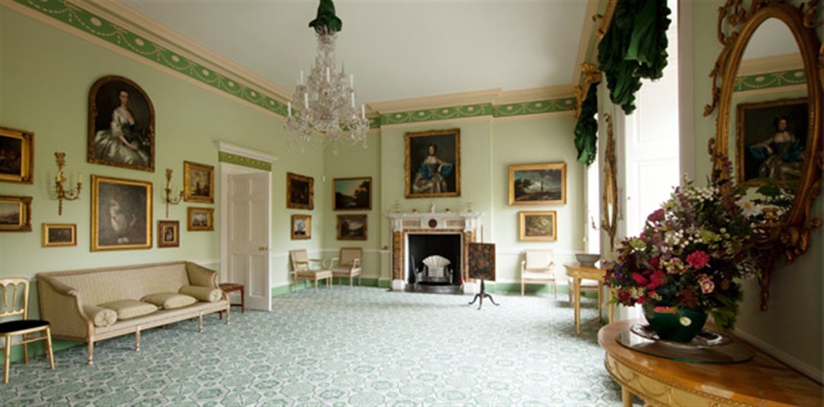 The grand interior of the drawing room ® The National Trust for Scotland