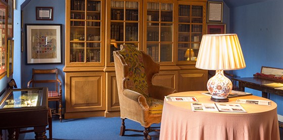 Beautiful Interiors  Crathes Castle <span style='font-size:8px;'> ® The National Trust for Scotland </span>