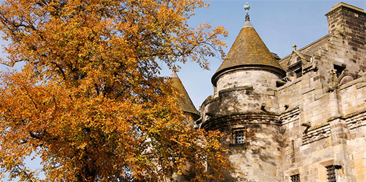 A View of the Castle  <span style='font-size:8px;'> ® The National Trust for Scotland </span>