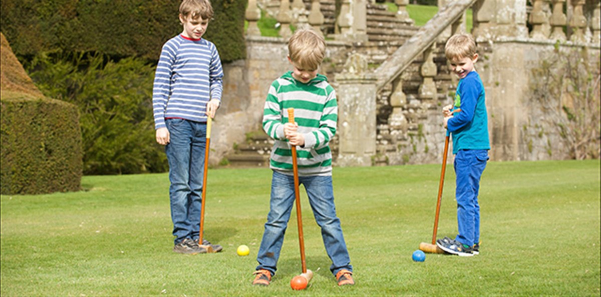 Children playing at Hill of Tarvit Mansionhouse <span style='font-size:8px;'> ® The National Trust for Scotland </span>