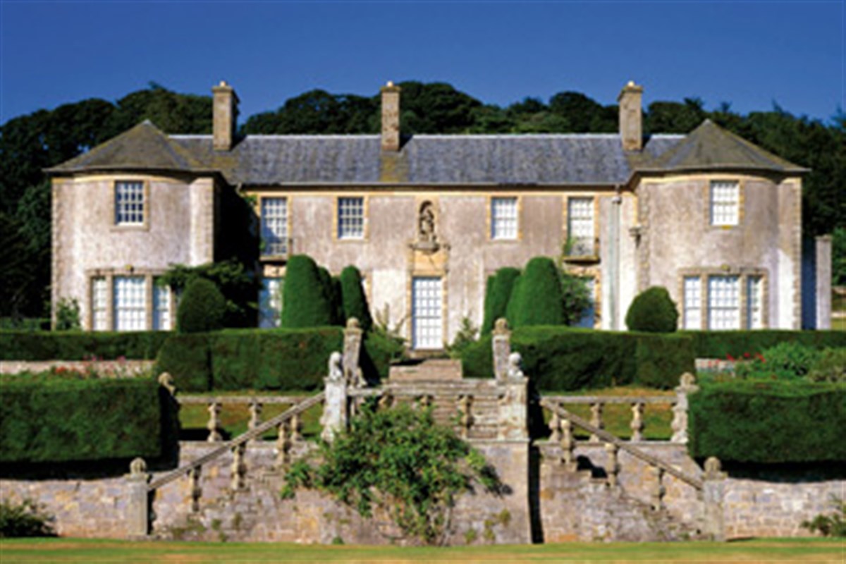 Hill of Tarvit Mansionhouse <span style='font-size:8px;'> ® The National Trust for Scotland </span>