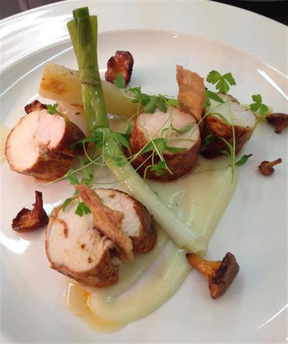 A delicious smoked chicken main course