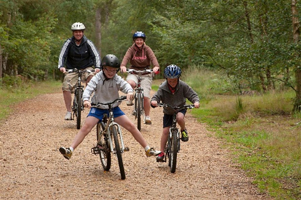 family cycle trail