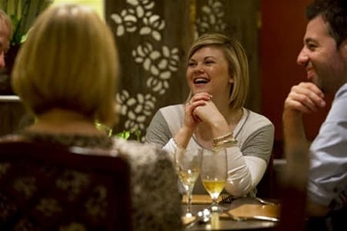 Relaxed ambience for informal dining