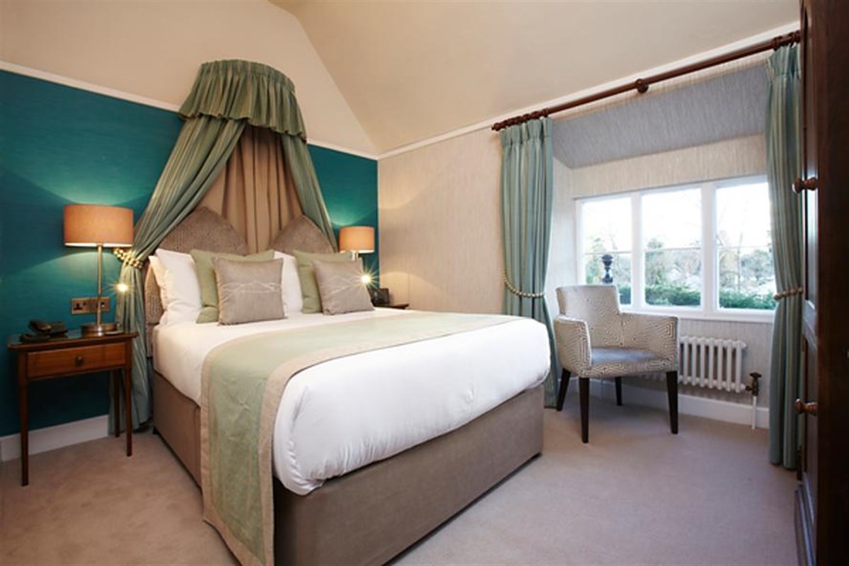 Claife Heights Room