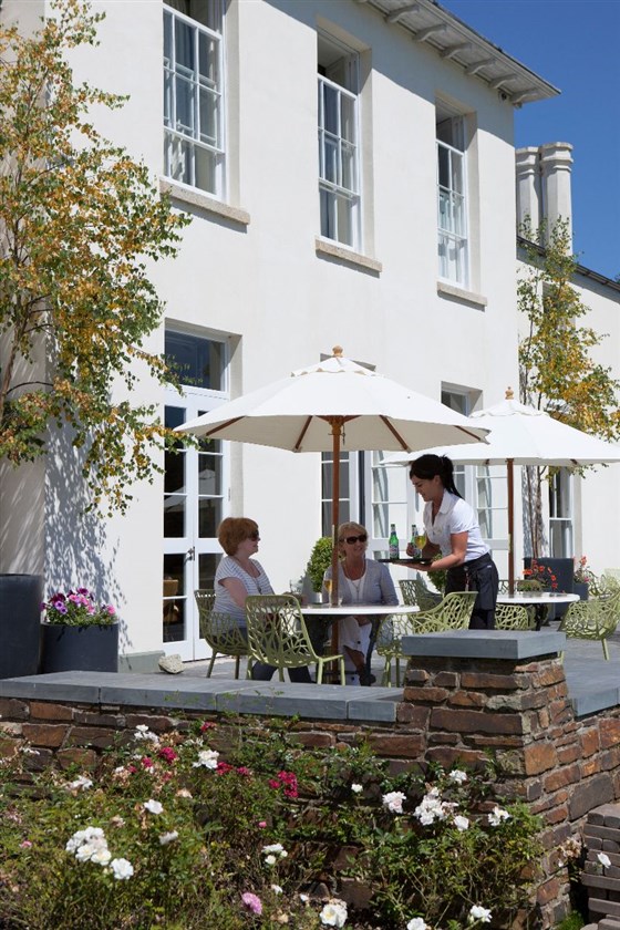 Dining on sun terrace at The Cornwall