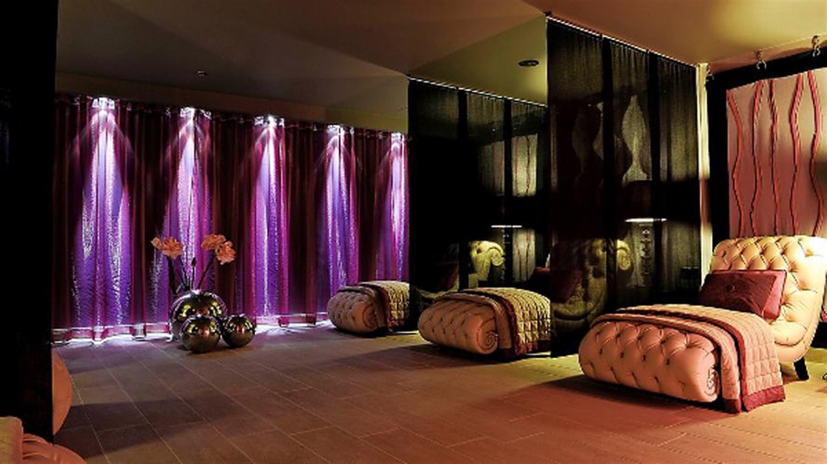 Spa relaxation area