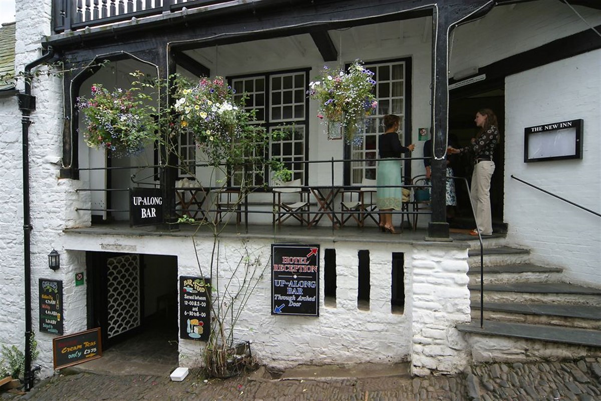 Entrance and Up-a-long bar