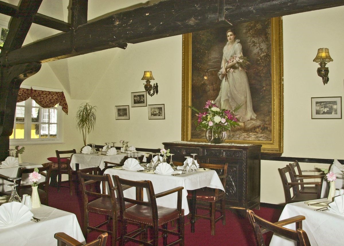 Hamlyn dining room