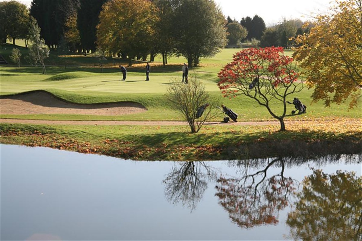 9th green 