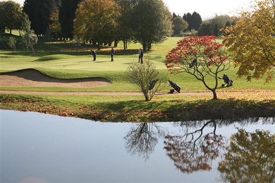9th green 