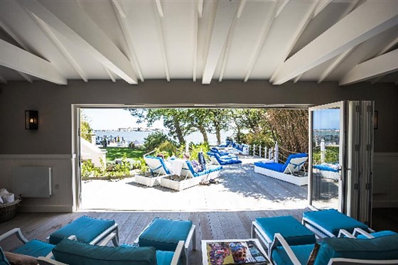 Harbour Hideaway