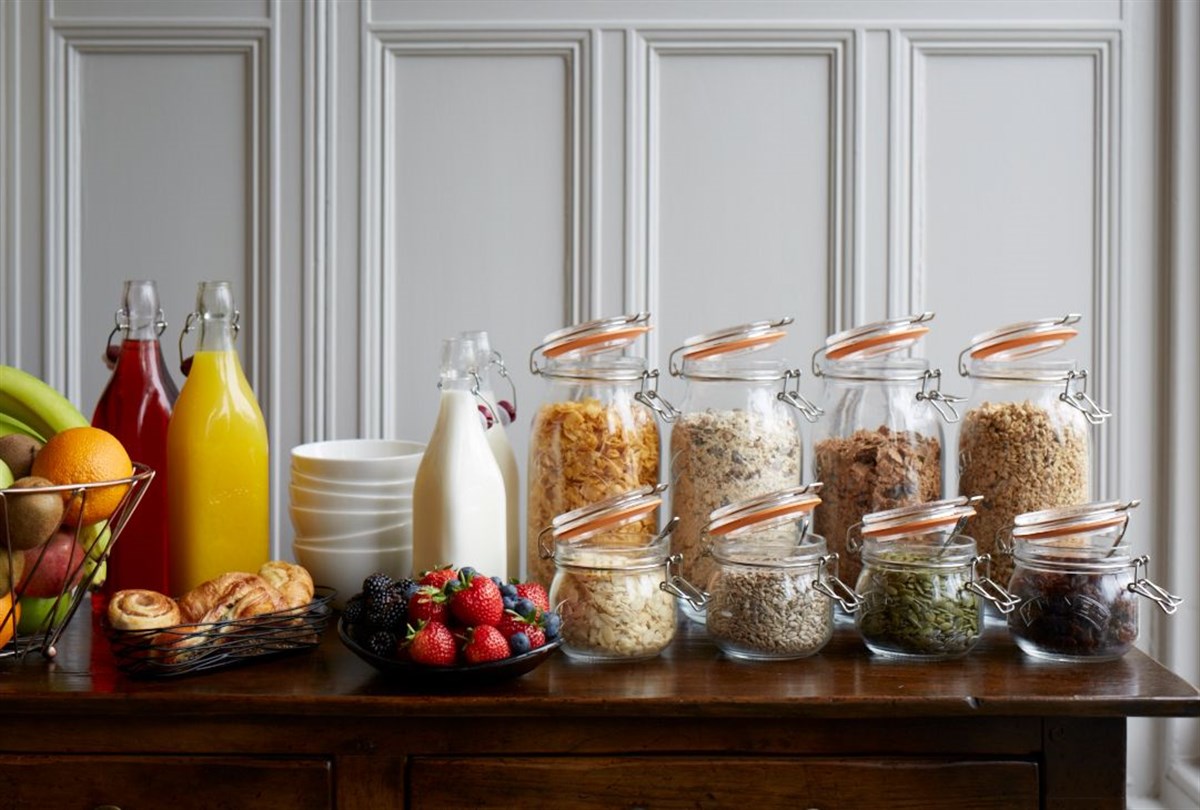 Breakfast Bar